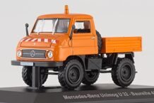 Mercedes-Benz Unimog U 411 (U32), orange