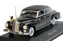 MERCEDES-BENZ 300 D "Adenauer" - 1957, черный