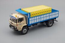 1:43 EBRO P200 (1973) Miguel y Clara, beige / blue