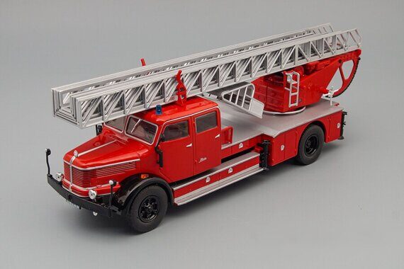 1:43 KRUPP DL52 SCALA TRUCK FEUERWEHR EST GERMANY 1955