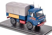 1:43 RENAULT SAVIEM TP 3 MB 39 бортовой грузовик 4x4 c тентом "Croisiere Des Sables" (1975)